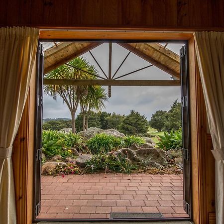 The Cottage Wai Rua Ruatangata West エクステリア 写真